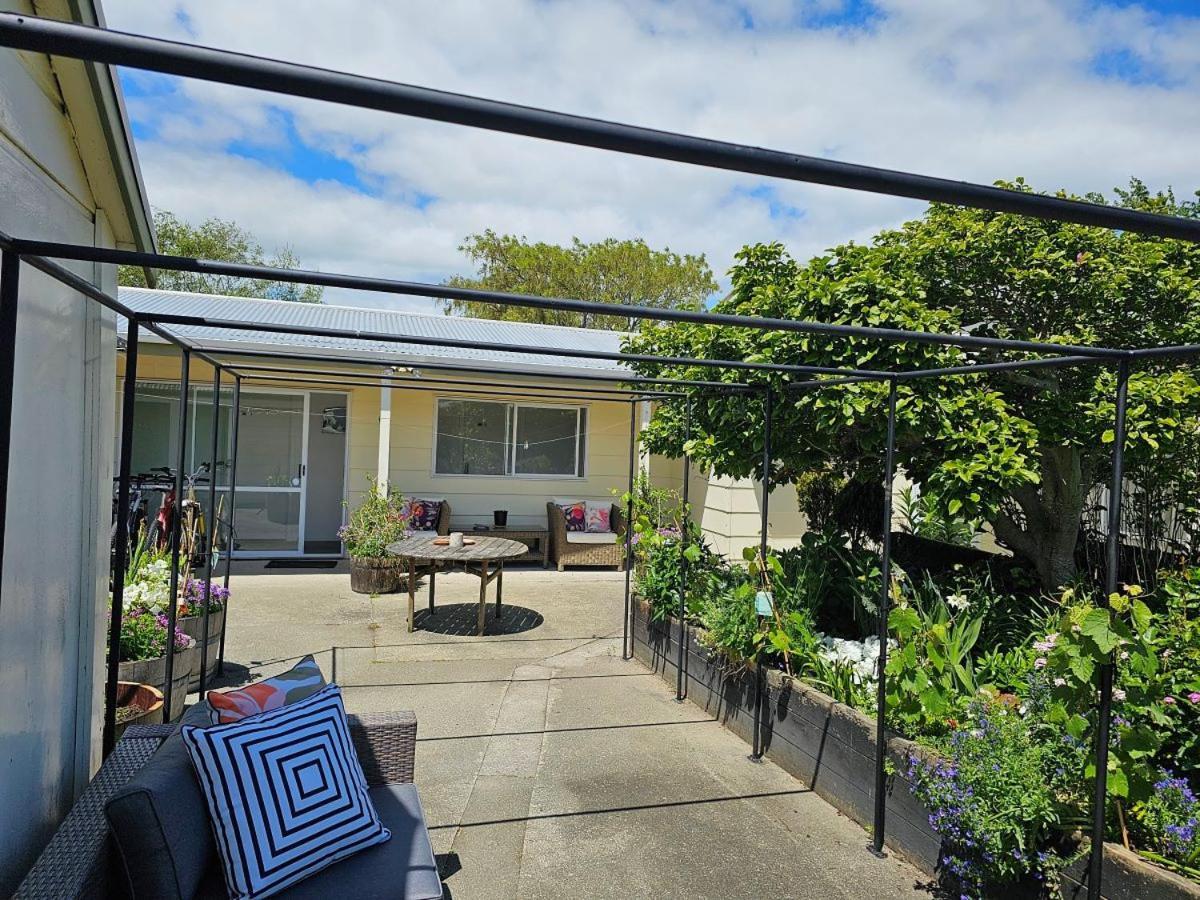 Magnolia House Apartment Featherston Exterior photo