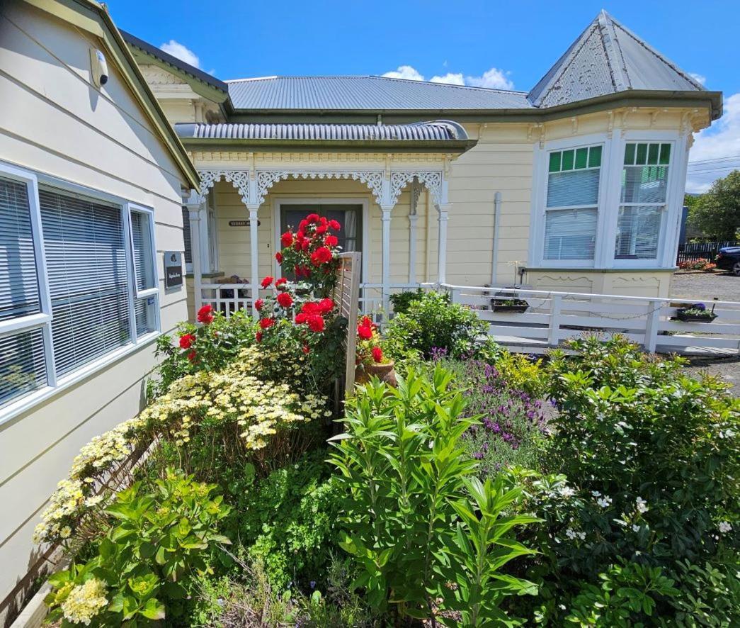 Magnolia House Apartment Featherston Exterior photo